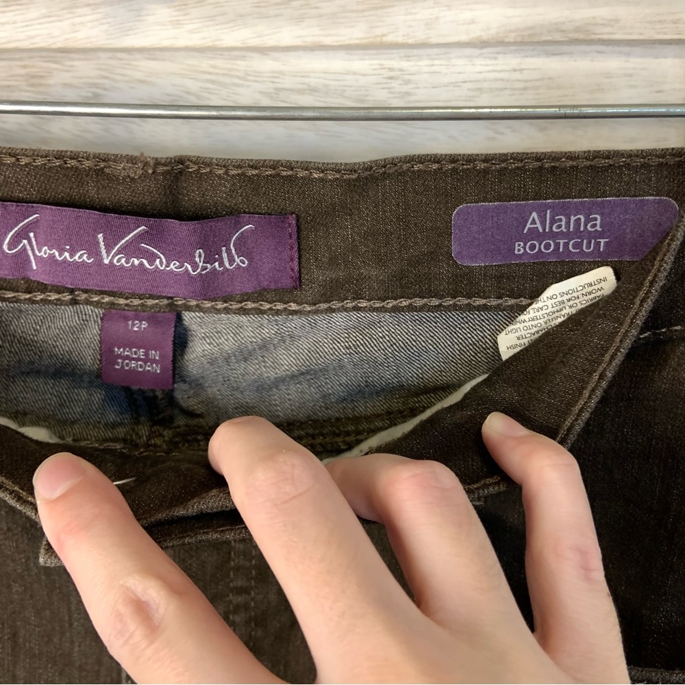Gloria Vanderbilt Alana Embellished Pockets Brown Bootcut Denim Jeans Petite - Picture 10 of 15